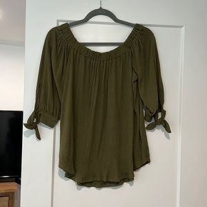 EUC Abercrombie and Fitch Shirt